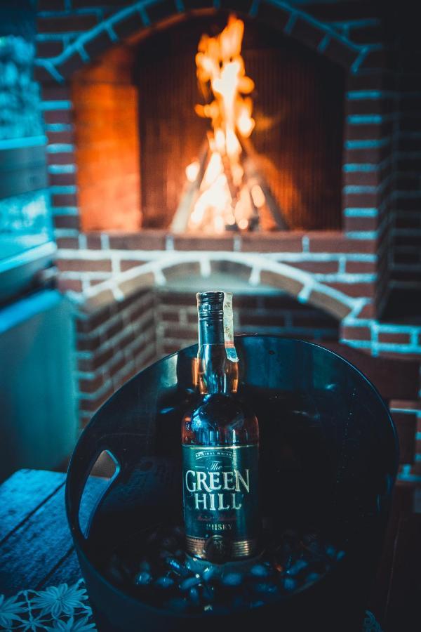 Green Hill Villa Călimăneşti Bagian luar foto