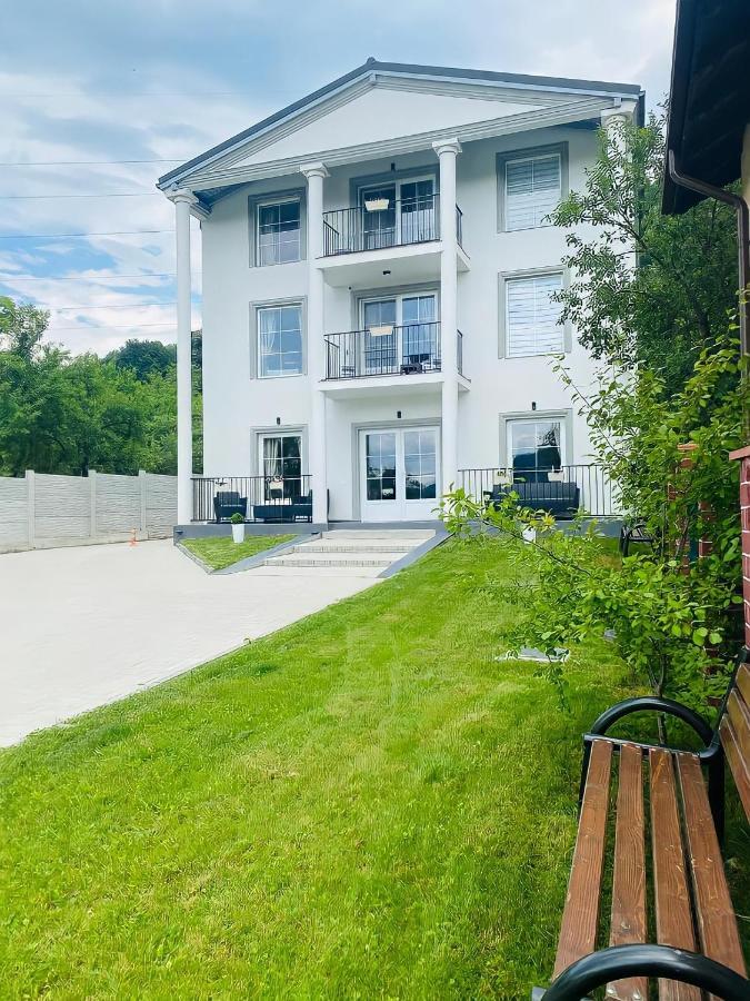 Green Hill Villa Călimăneşti Bagian luar foto
